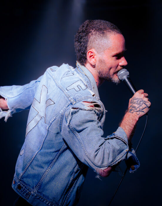 Crédit : Julien Avundo
